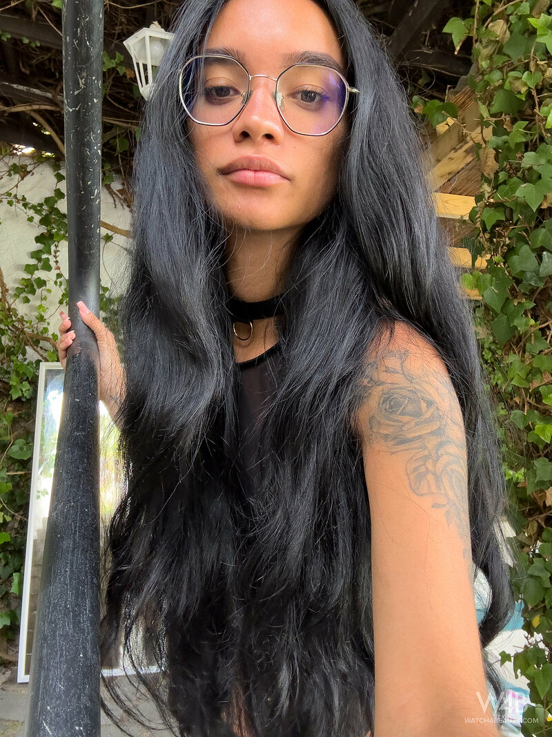 Нина, 21